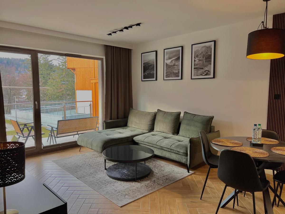 Modern Stone Hill Apartment Шклярска-Поремба Экстерьер фото